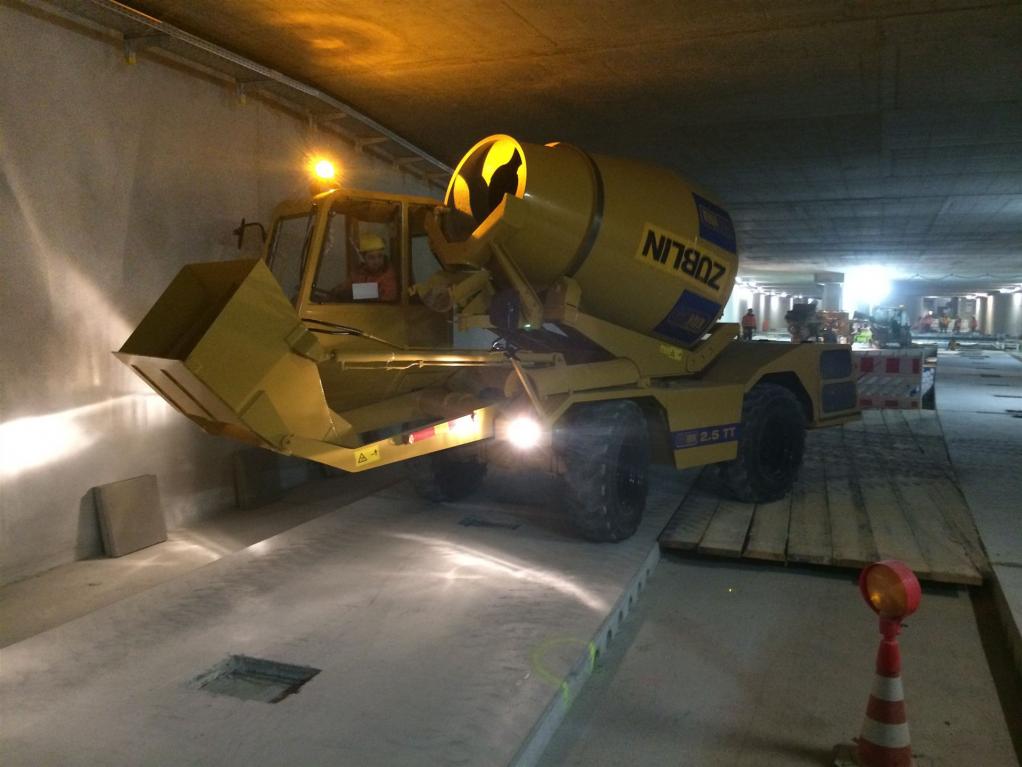 selbstladender Betonfahrmischer Carmix 2.5TT tunnel